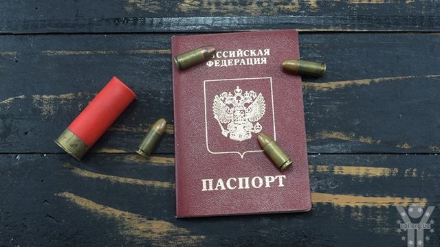 Європейські країни засуджують видачу російських паспортів на окупованому Донбасі
