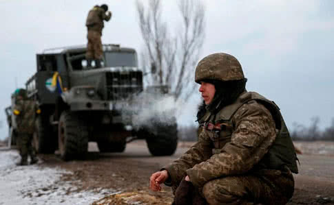 Загострення на донецькому напрямку: один український воїн загинув, чотири поранених
