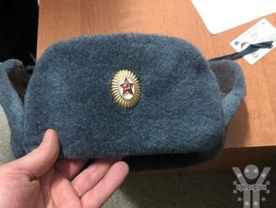 У Львові відкрили провадження за шапку з серпом і молотом