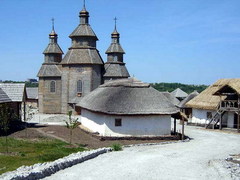 На Запоріжжі, на острові Хортиця, відслужили молебень за загиблими козаками
