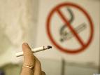 Міська рада Чернігова заборонила курити, де заманеться