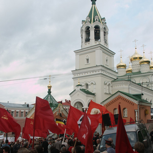 Комуністи - перші захисники православної церкви (?)