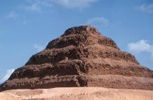 Найдавнішій єгипетській піраміді загрожує руйнування
