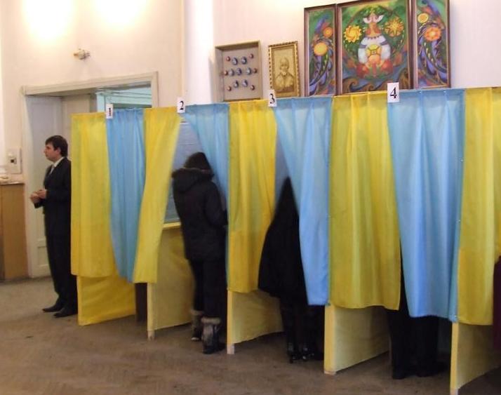 Вибори – 2013. Кількість бажаючих поборотися за депутатські мандати зростає