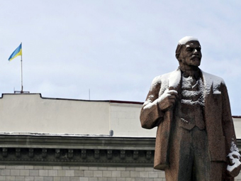 Житомирські науковці пропонують прибрати пам’ятники Леніну в музей