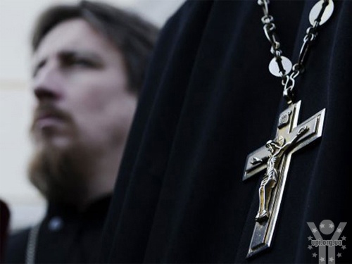 Церква закликає українську владу захистити священиків у східних регіонах