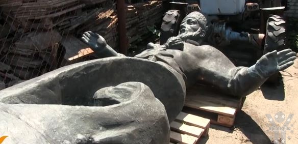 Демонтований у Севастополі окупантами пам'ятник Сагайдачному буде у Харкові (ВІДЕО)