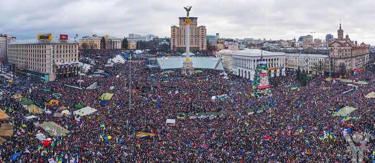 21 листопада в Україні відзначатиметься День Гідності та Свободи, 22 січня – День Соборності