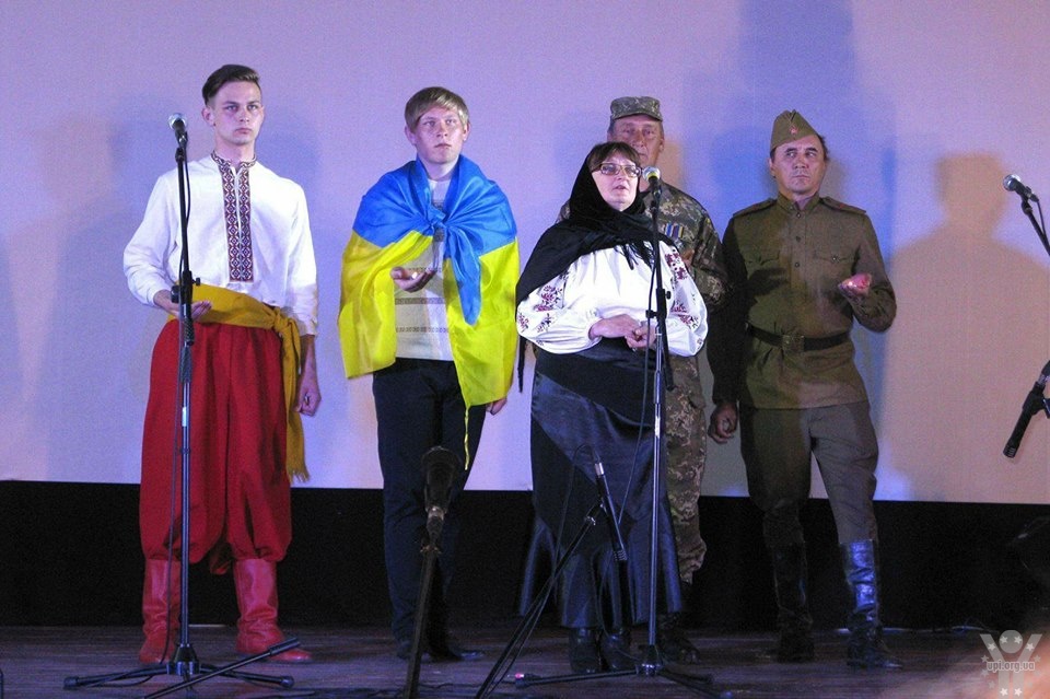 В Чернігові відбувся фестиваль-конкурс української патріотичної пісні та поезії часів Революції Гідності та АТО «Янголи світла»