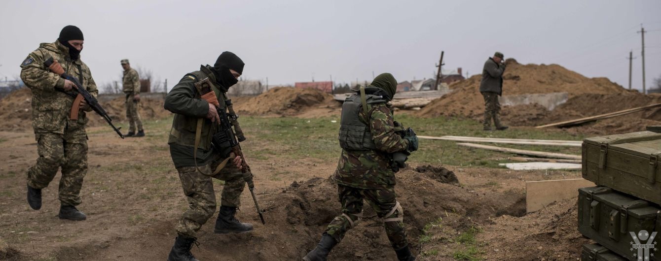 На Донбасі бойовики облаштовують вогневі позиції біля житлових споруд