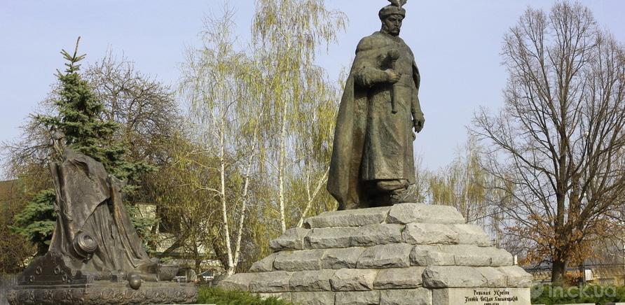 Вшанування 425-річчя засновника Української держави гетьмана Богдана Хмельницького у Черкасах