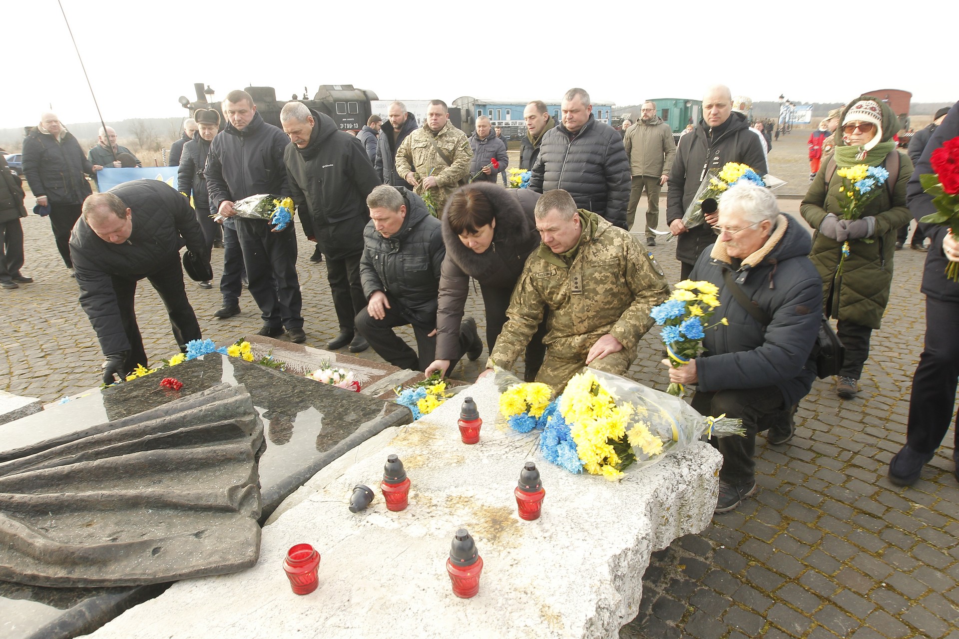У Крутах вшанували захисників Української держави