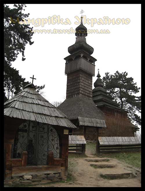 В Ужгороді рятують від руйнування старовинну дерев’яну Михайлівську церкву