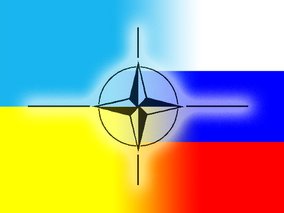 МЗС України буде дружити і з Росією, і з НАТО