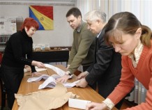 Події в Молдові: комуністам доведеться домовлятися з опозицією