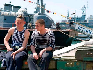 Чорноморський флот Росії скоротить у Криму 9 тисяч цивільних працівників