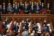 240 народних депутатів обрали новий уряд: прізвища
