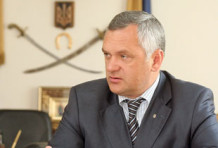 Янукович звільнив Черевка через 