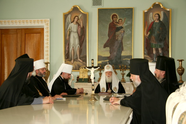 Заява Священного Синоду УПЦ Київського Патріархату з приводу останніх рішень РПЦ щодо церковної ситуації в Україні