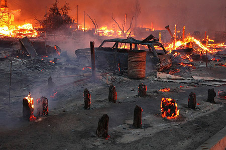 В Росії вогонь знищив сотні гектарів лісів і полів, згоріли цілі села, десятки загиблих. ВІДЕО