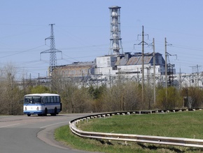 Огляд преси. The Daily Mail: Через 25 років після катастрофи туристи масово їдуть до Чорнобиля