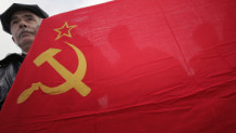 Комуністи звинуватили своїх союзників по провладній більшості у фальсифікаціях виборів і тиску