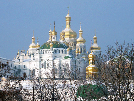 Російські Рюриковичі хочуть відсудити собі святині українців: Золоті ворота та Києво-Печерську лавру