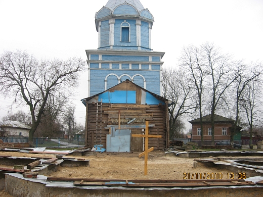 На Чернігівщині церковна громада Московського патріархату знищила дерев'яну церкву 1847 року. Фото