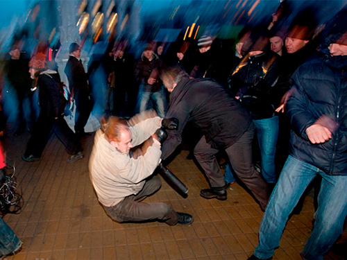 Білоруська міліція затримує учасників акції 