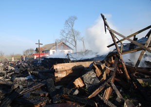 Дерев’яну церкву на Львівщині, що згоріла на Великдень, могли підпалити