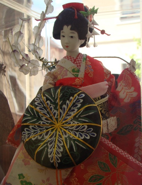 У Чернігові відкривається оригінальна виставка: «Японія: традиції культури»