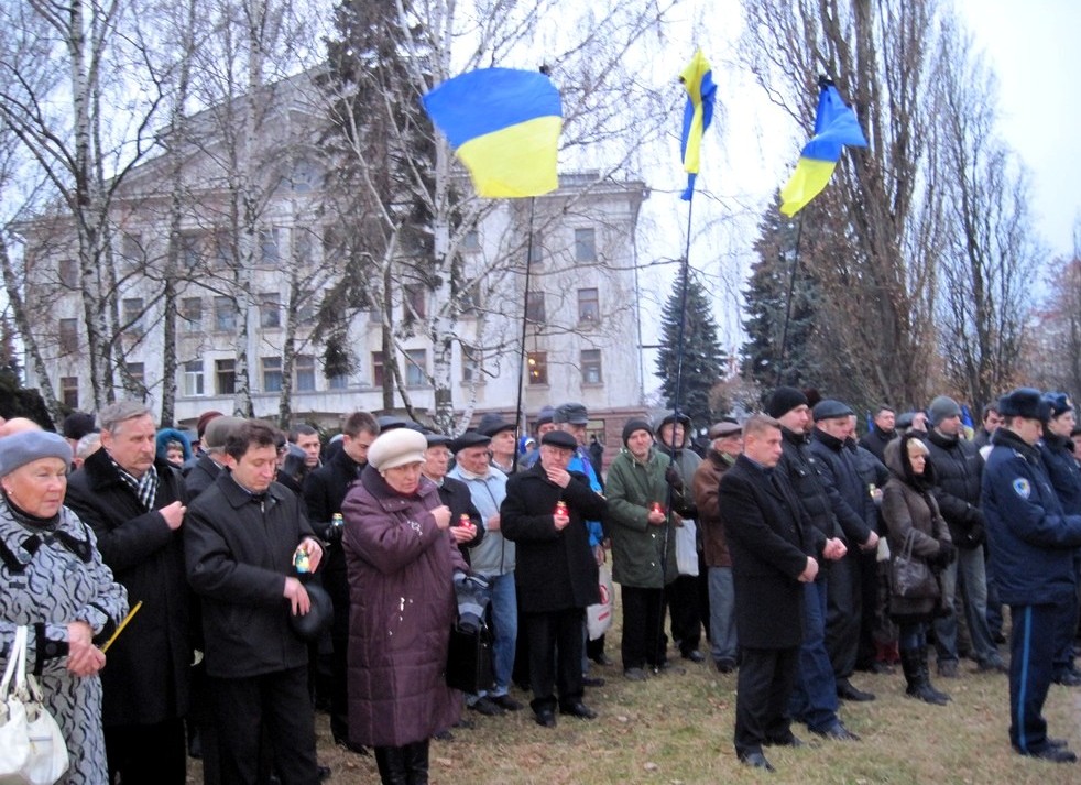 У Чернігові вшанували пам’ять жертв голодоморів в Україні. Фото