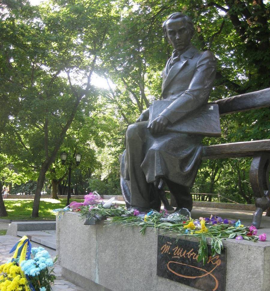 20-річний ювілей пам’ятника Тарасу Шевченку у Чернігові