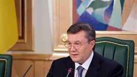 Янукович: Попередній уряд не впорався із реформами...