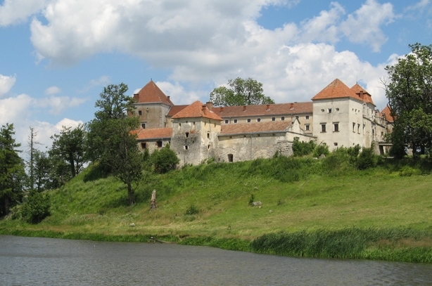 Унікальний замок у Свіржі на Львівщині пропонують віддати у концесію