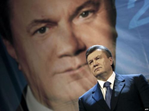 Дії Януковича приведуть його до втрати влади, вигнання та забуття