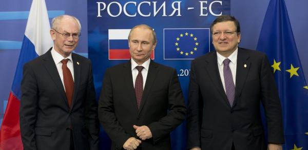 Путін: Москва лишає за собою право обвалити економіку України