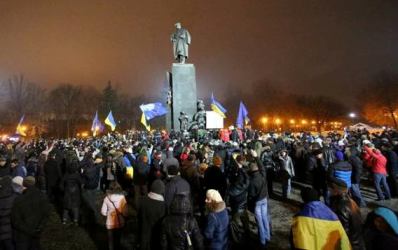 Активісти Євромайдану провели ходу центральними вулицями Харкова. Відео
