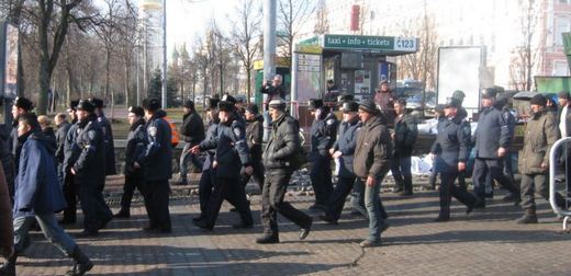 Правоохоронці їдуть на захист Майдану (ФОТО)