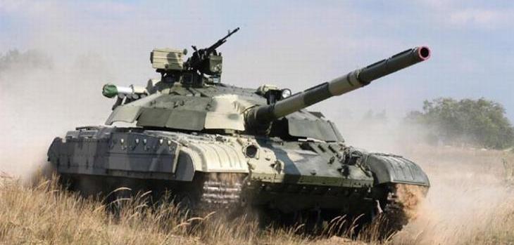До військової частини на Чернігівщині передали модернізовані танки. Відео