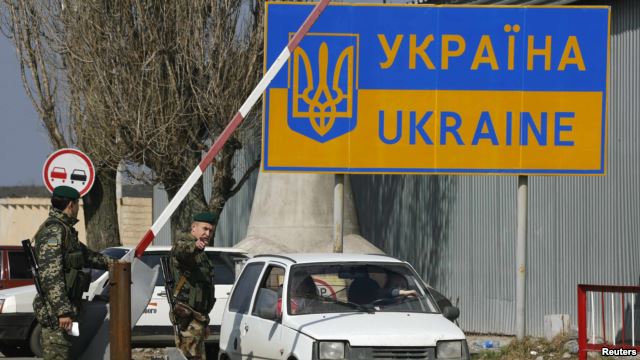 Завтра вступають в дію обмеження щодо строків перебування росіян в Україні