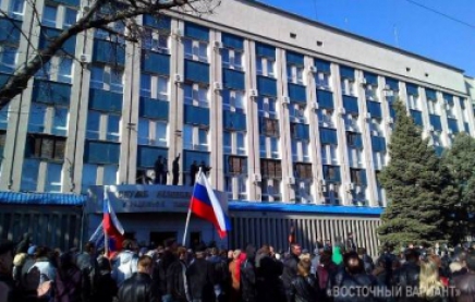 Турчинов взяв під свій особистий контроль ситуацію, що склалася в Донецькій та Луганській областях через виступи сепаратистів