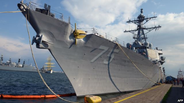 Літак Росії здійснив провокацію проти військового корабля США у Чорному морі