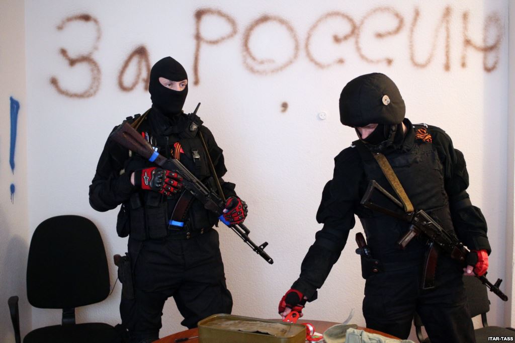 З Луганська виїхала група озброєних екстремістів, бойовики прибули до Стаханова. Фото (оновлюється)