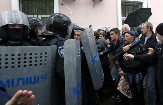 Протистояння в Одесі: на вимогу мітингувальників звільнено 67 затриманих міліцією осіб