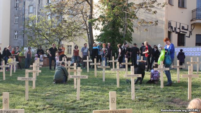 У Братиславі встановлені 108 хрестів «Небесної сотні» (ФОТО)