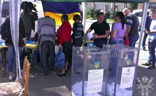 На референдум за єдність з Україною прийшло 1,5 мільйона людей, 70% висловилися 