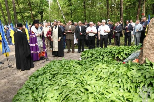 У Чернігові вшанували пам’ять жертв політичних репресій радянського режиму (ФОТО)
