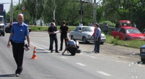 На блок-посту терористи застрелили водія, трьох поранили (ВІДЕО)