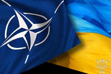 Частина допомоги НАТО вже на українському кордоні